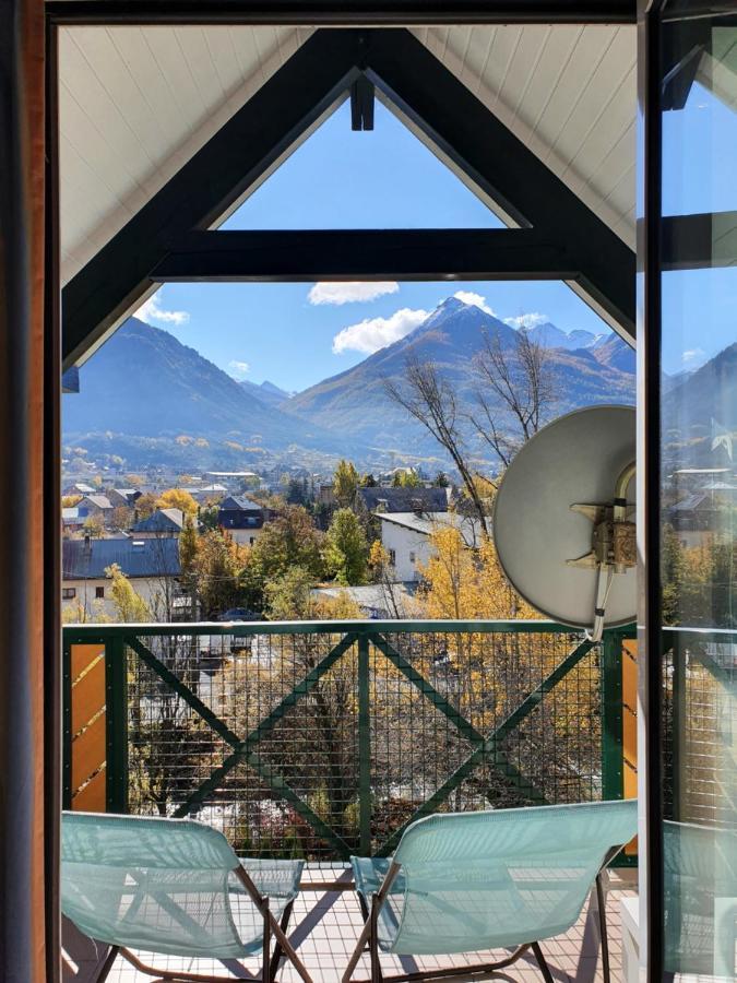 Au Pre Du Moulin - Centre Ville Briançon Eksteriør billede